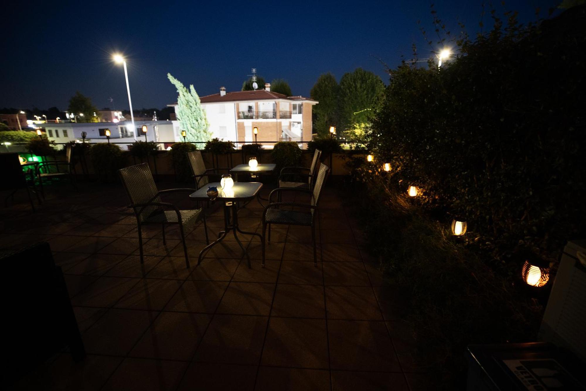Bru Rooms Пескьера-дель-Гарда Экстерьер фото